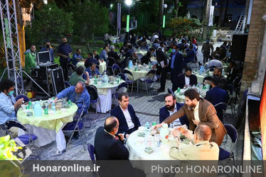 تقدیر از چهره‌های منتخب تئاتر و سینما در هشتمین دوره هنر انقلاب