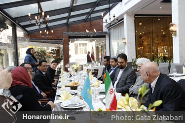 دیدار گروه موسیقی "ساری آقا" با معاون امور هنری و بازدید از ارکستر ملی و تالار وحدت