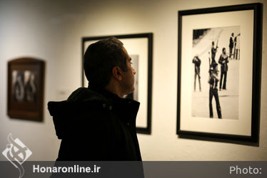 نمایشگاه گروهی با عنوان "تفکر مستند" در گالری افرند