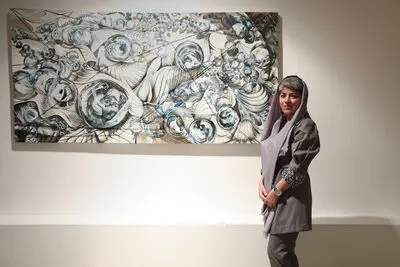 تهدید دائمی و تعلیق در زندگی / روایت فاطمه بهمن سیاهمرد از نمایشگاه "چالش عناصر" در پروژه‌های آران