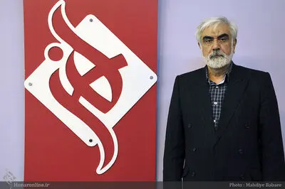مهدی حجت: معماری مسجد نباید بی‌هویت شود / میزان درک‌مان از فرهنگ را تغییر دهیم تا منظر شهری‌مان ارتقا یابد / عبادت باید به عنوان محوریت در  معماری مساجد حفظ شود / مسجد محل ظهور همه هنرهای اسلامی است