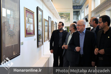 بازدید علی مرادخانی از نمایشگاه قرآن 