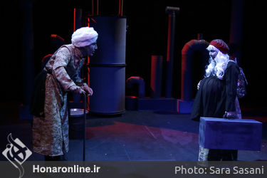 نمایش "تیولا" در تماشاخانه مهرگان