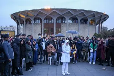 باران و سرما، حریف همراهی گرم تماشاگران نشدند