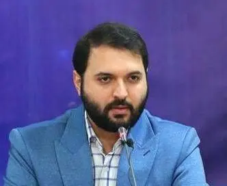 هنرمندان در بزنگاه تاریخ، نقش محوری داشته‌اند