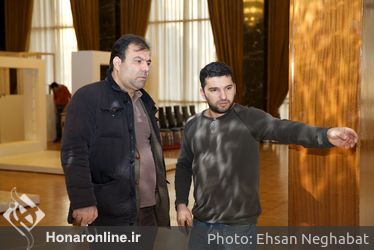 آماده سازی غرفه های مستقر در تالار وحدت برای جشنواره مدو لباس فجر
