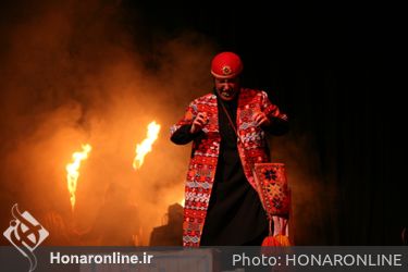 نمایش «آورده اند که...» به کارگردانی هادی کیانی در جشنواره تئاتر کودک و نوجوان همدان