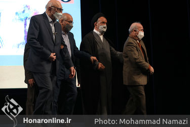 دومین دوره جایزه آیینه دار دوران «از باستانی پاریزی تا خواجوی کرمانی» در تالار وحدت