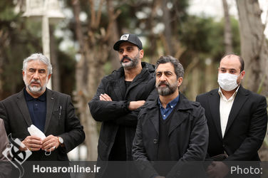 کاشت نهال توسط هنرمندان در فرهنگسرای نیاوران