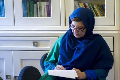 "وارنیش"فیلمی برپایه واقعیت‌های زندگی / مهناز رونقی از فیلم کوتاهش گفت

