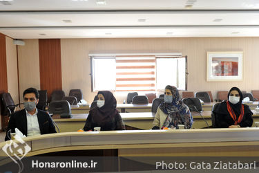 تفاهم‌نامه همکاری دو جانبه طراحان و تولیدکنندگان پوشاک مدارس ایران و دانشکده فنی و حرفه‌ای دختران تهران دکتر شریعتی