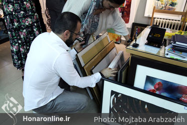 بیست و پنجمین نمایشگاه  تابستانی "صد اثر صد هنرمند" در گالری گلستان