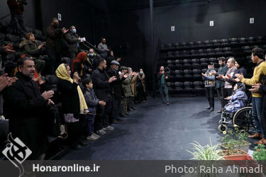 اجرای نمایش‌ «گل های قرآنی» در چهل و یکمین جشنواره تئاتر فجر - تالار حافظ