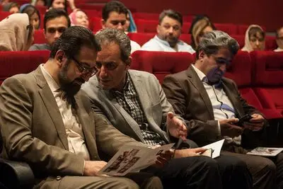 معاون هنری و مدیرکل هنرهای نمایشی به تماشای "آمیز قلمدون" نشستند