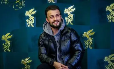 مرتضی امینی‌تبار: «لعنت به جنگ» را باید با زندگی، صلح و عشق ورزیدن معنا کرد