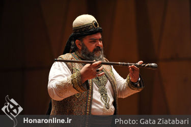 مراسم رونمایی از کتاب «نمایش خیابانی ایران و تئاتر خیابانی جهان» در تالار رودکی