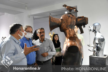  نمایشگاه مجسمه‌های قدرت الله عاقلی در گالری اعتماد