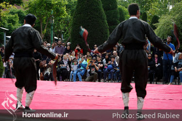 جشن خانه تئاتر در فضای باز خانه هنرمندان2