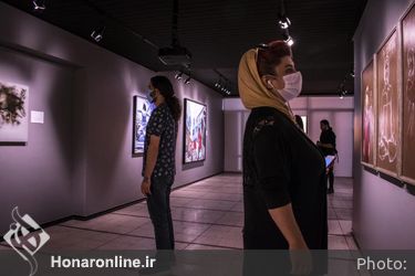 نمایشگاه گروهی به عنوان "تعلیق" در گالری ایده