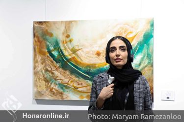 نمایشگاه تلفیقی نقاشی،خط و موسیقی اثر « یلدا دوستی» در گالری پردیس ملت