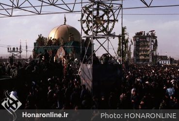 تشییع‌ امام خمینی (ره) به‌ روایت عکاس فرانسوی