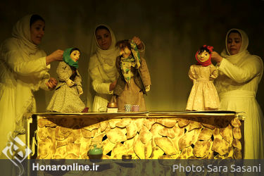 اجرای نمایش "هدیه اسرار آمیز" در کانون پرورش فکری کودکان و نوجوانان 