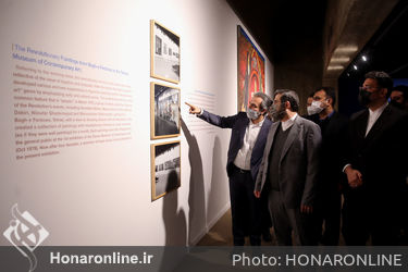 بازدید وزیر فرهنگ ارشاد اسلامی از نمایشگاه «آینه در آینه» 