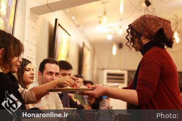 اجرای نمایش "کافه پولشری" در کافه تریای تالار اصلی تئاترشهر