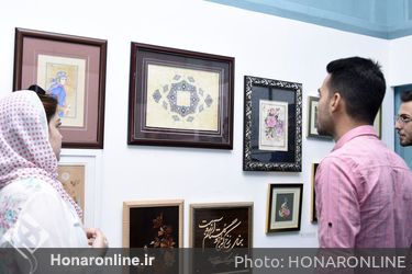 نمایشگاه زهرا شاپوری نژاد با عنوان "نجوای هما" 