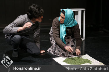 نمایش "دره شیطان" در تماشاخانه ماه حوزه هنری