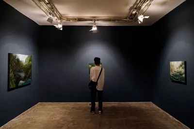 "بختک"هایی که بر انسان و طبیعت چیره شده‌اند / گزارشی از نمایشگاه ناهید بهبودیان، میلاد جهانگیری و سهیل مختار در گالری محسن