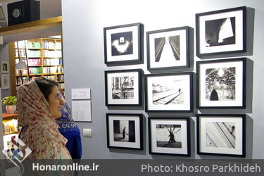 نمایشگاه عکس های نرگس فانی در کنج نشر هنوز