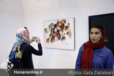 نمایشگاه تابلوهای نقاشی اساتید هنر در غرفه هنرآنلاین