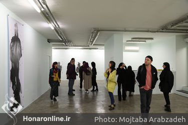 افتتاحیه نمایشگاه آثار سارا عباسیان در گالری محسن