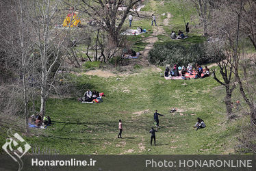روز طبیعت در بوستان آب آتش تهران