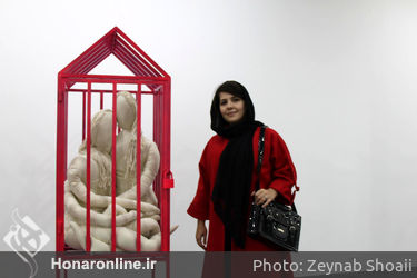نمایشگاه گروهی "مدار بسته" در گالری ماه مهر