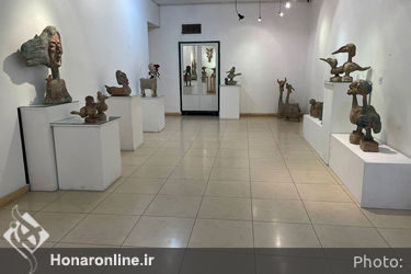 نمایشگاه آثار آرزو‍ آزادی در گالری هفت ثمر