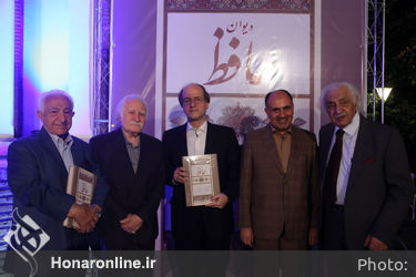 "معرفی ترجمه دیوان حافظ به زبان صربی" در باغ موزه هنر ایرانی