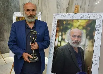 من و نسل من شاگردان شما هستیم 