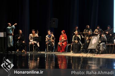 رونمایی ارکستر موسیقی نواحی ایران همراه با نظامی خوانی 