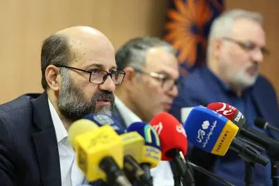 قدمت اسناد کتابخانه ملی به ۷۰۰ سال می‌رسد