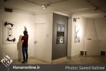 افتتاحیه نمایشگاه نقاشی دیجیتال آزاده تیموریان در گالری خط سفید
