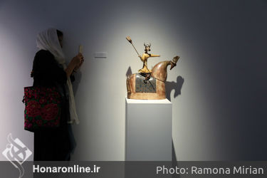 نمایشگاه آثار بهزاد اژدری در گالری اعتماد باغ نگارستان