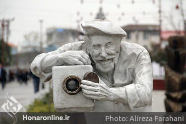مجسمه های پیاده راه فرهنگی رشت‎