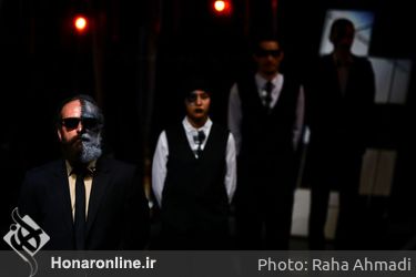 نمایش «دو دوز سایتوتیک» در سالن حافظ
