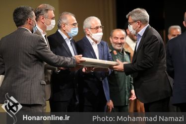 مراسم گرامیداشت شهدای کارگر و تقدیر از کارگران کشور در تالار وحدت