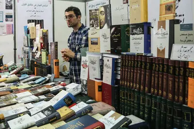 نمایشگاه کتاب در روزهای آخر هفته یک ساعت تمدید شد
