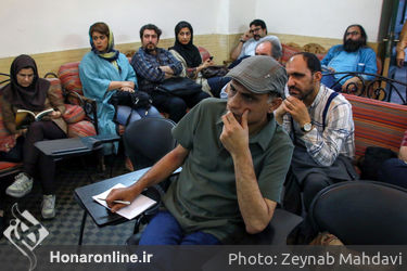 نشست نقد و بررسی کتاب "من مرده بودم که هانیه عاشقم شد"