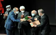 مراسم تجلیل از پیشکسوتان و افتتاح موزه دوربین عکاسی در برج آزادی