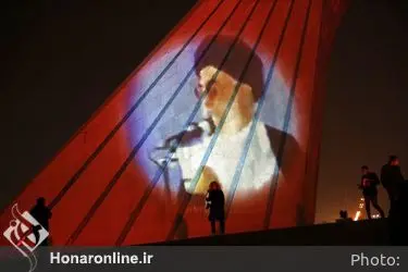 اجرای ویدئو مپینگ همدلی ایرانیان روی برج آزادی با حضور شهردار تهران و جمعی از مدیران شهرداری